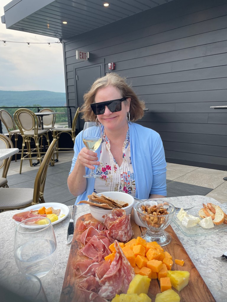 Enjoying a glass of Sauvignon Blanc out at dinner!