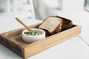 Sour cream and chives dip