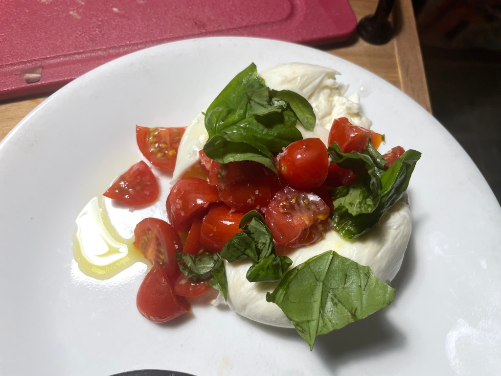 Burrata salad