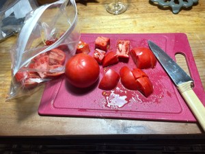 Chopped tomatoes for freezing