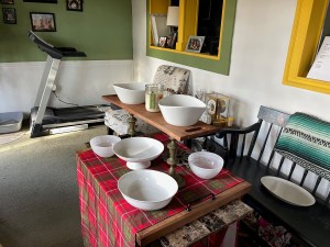 Buffet set with serving bowls